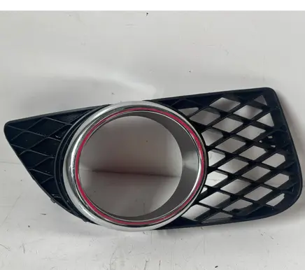 Infiniti M Front fog light trim/grill 62256