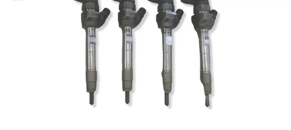 BMW X3 F25 Fuel injector 0445110743