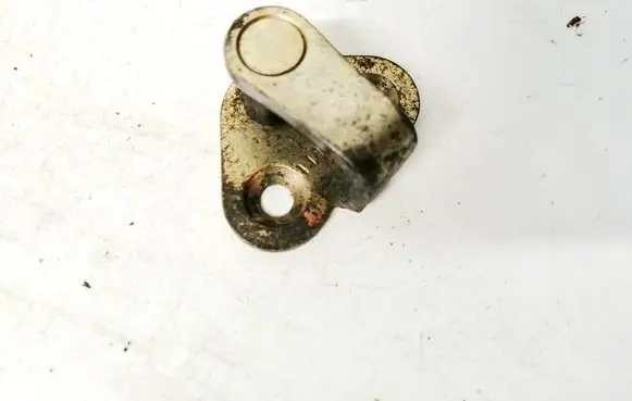 Peugeot 307 Rear door lock loop/hook striker 
