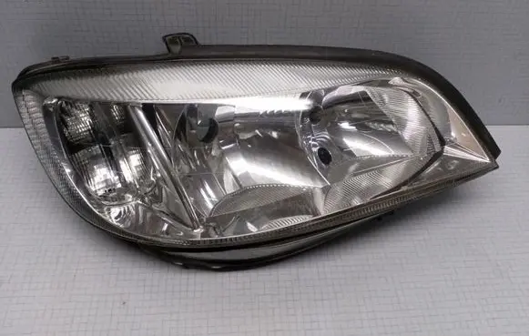 Opel Zafira A Headlight/headlamp 89100055
