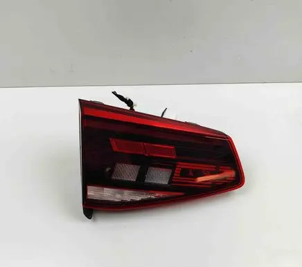 Volkswagen PASSAT B8 Tailgate rear/tail lights 3G9945093G
