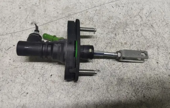 Toyota Verso Master brake cylinder 3142002051B