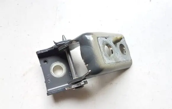 Peugeot 2008 II Front door lower hinge