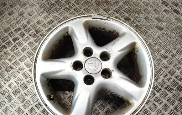 R16 alloy rim