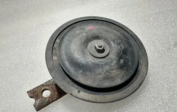 Hyundai i40 Horn signal 28R000172 A06460
