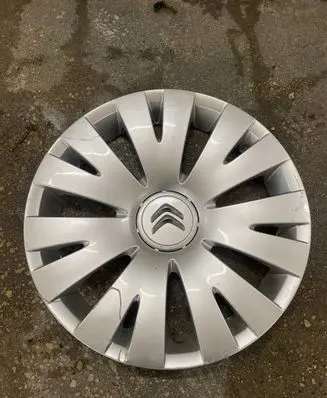 Citroen Berlingo R15 wheel hub/cap/trim 9813655477 CRT039 9813614377