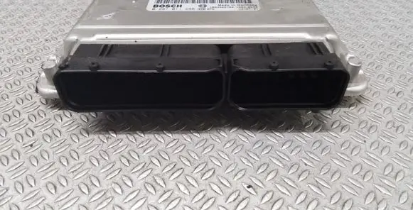 Audi A6 S6 C5 4B Engine control unit/module 8E0907401M