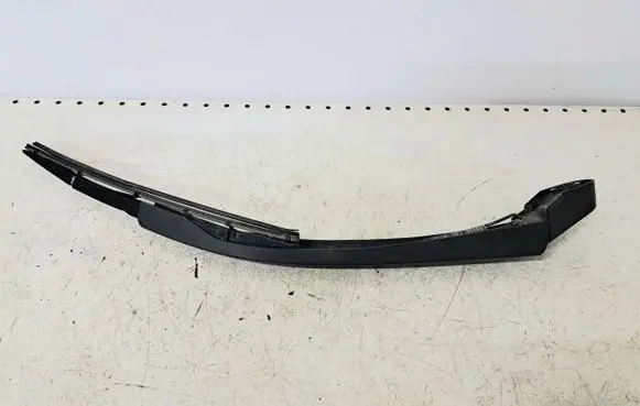 Honda FR-V Rear wiper blade arm 