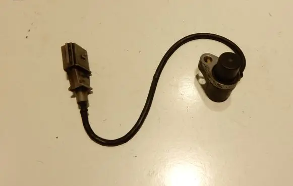 Audi A6 S6 C6 4F Crankshaft position sensor 0261210146 5755