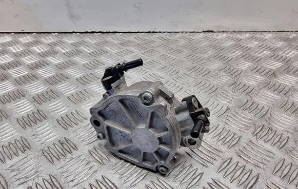 Ford Focus Vacuum pump 9804021880