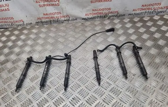 Audi A6 S6 C5 4B Fuel injector 059130201A