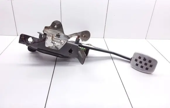 Clutch pedal
