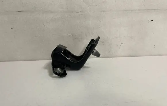 Ford Ranger Tailgate/trunk/boot hinge