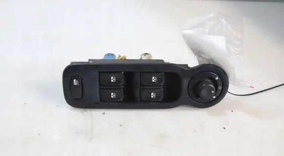 Renault Modus Electric window control switch