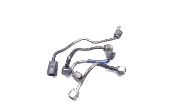 Ford Transit Courier Fuel injector supply line/pipe 