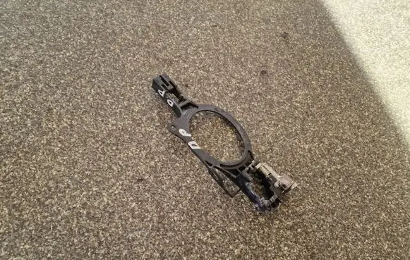 Peugeot 4007 Front door exterior handle/bracket 