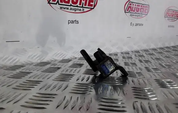 Lexus IS 200-300 Airbag deployment crash/impact sensor 8917353020