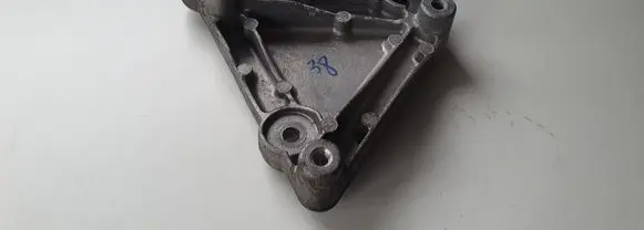 Opel Astra K Other engine bay part