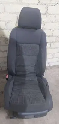 Volkswagen Touran I Front driver seat 1k4881105ga