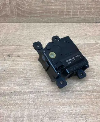 Lexus RC Air flap motor/actuator 0638001981