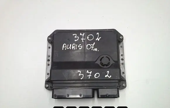 Toyota Auris 150 Engine control unit/module 89661-02E51