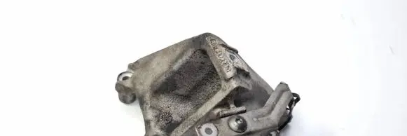 Audi A8 S8 D3 4E Engine mounting bracket 4E01993083Q