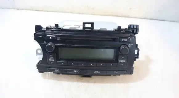 Toyota Yaris Radio/GPS head unit trim 