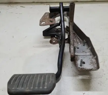 Volvo XC60 Brake pedal 31322138