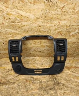 Opel Vivaro Radio/GPS head unit trim 93452450 93453370 93452451