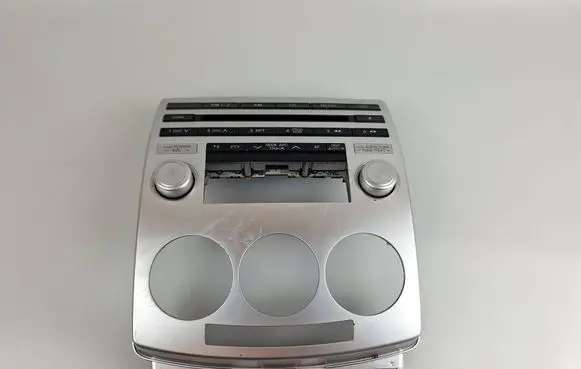 Mazda 5 Radio/CD/DVD/GPS head unit 14792026