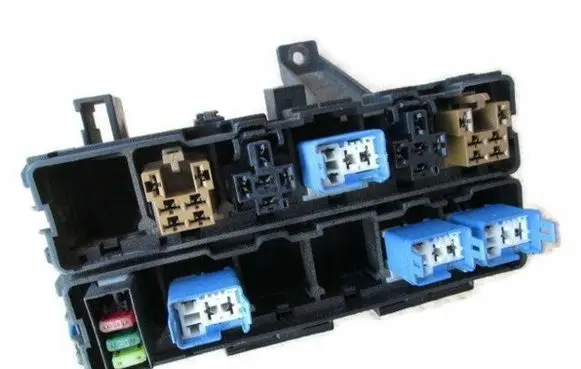 Nissan Pathfinder R51 Fuse box set
