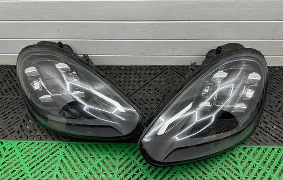 Porsche Cayenne (92A) Headlight/headlamp 7P5941036K 1EX01174502 0117450200031580