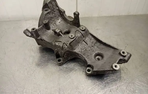 Audi A6 S6 C6 4F Generator/alternator bracket 06D903143D