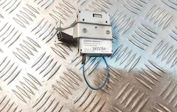 Nissan Pathfinder R51 Aerial antenna amplifier EN1165NA
