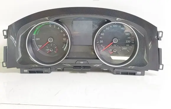 Speedometer (instrument cluster)