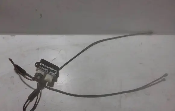 Opel Grandland X Tailgate sensor 980926068004