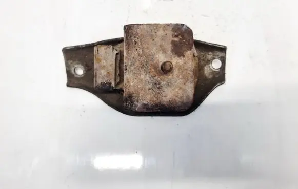Subaru Legacy Engine mount bracket 41022FA000