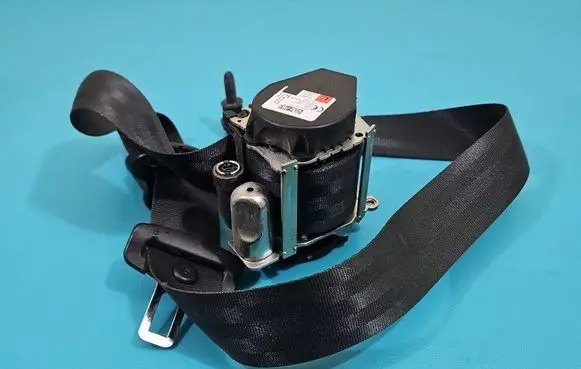 Dacia Sandero III Front seatbelt 868858301R IMPRK1509765
