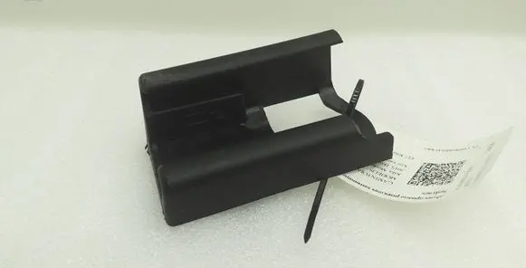 BMW 3 G20 G21 Front driver seat rail trim 7448269