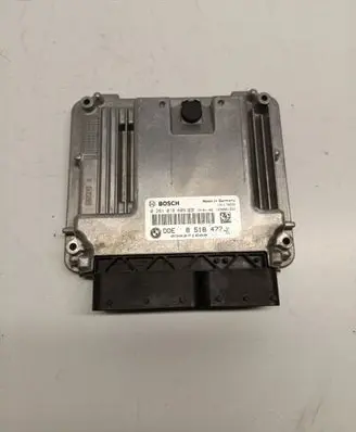 BMW 5 F10 F11 Engine control unit/module 0281018609 8518477