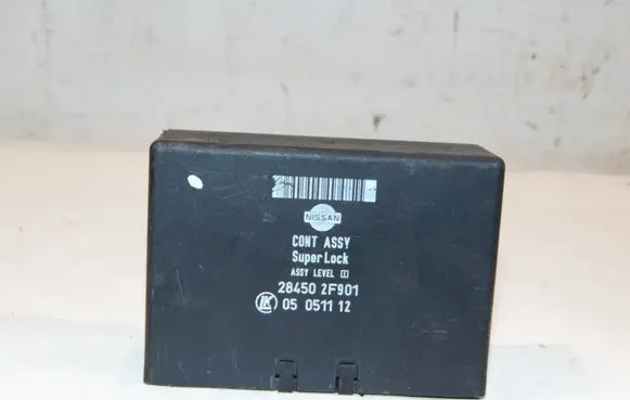 Nissan Primera Door central lock control unit/module 284502F901 05051112