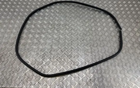 BMW 5 F10 F11 Engine compartment rubber 7019779