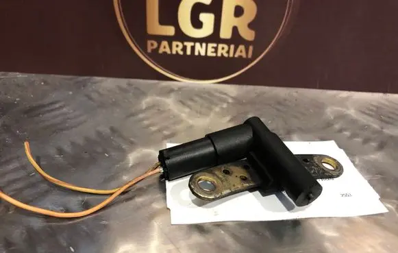 Renault Megane II Crankshaft position sensor 8200468645