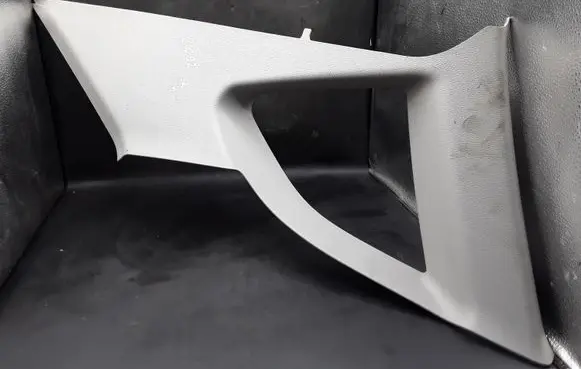 BMW X1 E84 (D)pillar trim (top) 51432991312 2991312 17491511