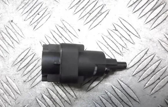 Skoda Fabia Mk1 (6Y) Brake pedal sensor switch 6Q0945511