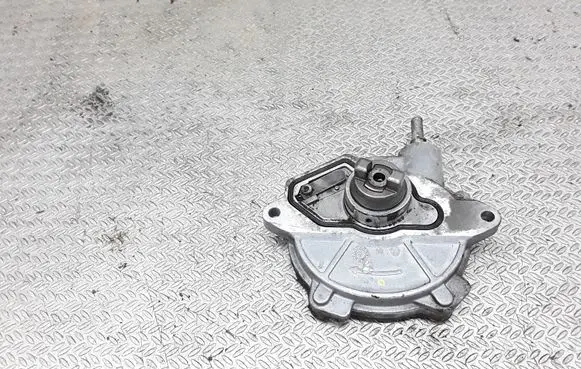 Mitsubishi Colt Vacuum pump A6402300465