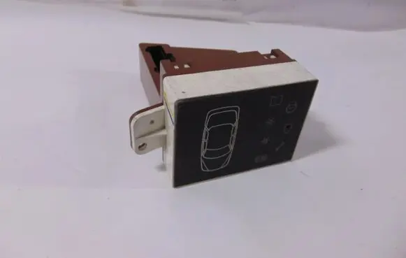 Ford Mondeo MK II Screen/display/small screen 97BB10K910AA