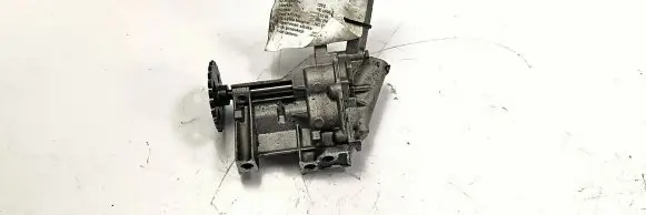 Renault Clio III Oil pump 8200307174