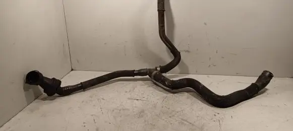 Mini Cooper Countryman F60 Engine coolant pipe/hose 17908910