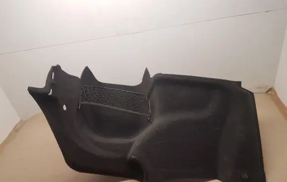 Trunk/boot lower side trim panel